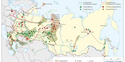 Karte: Russland: Erdgas- und Erdölinfrastruktur mit Pipelinenetz (2004)