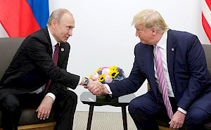 Russlands Präsident Vladimir Putin und der künftige US-Präsident Donald Trump im Juni 2019- Quelle: Wikimedia