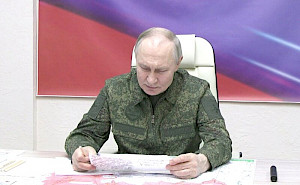Präsident Putin beim Truppenbesuch in der Region Kursk, 12.3.2025 Foto: kremlin.ru