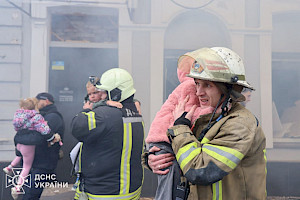 Russländischer Drohnenangriff auf einen Kindergarten in Charkiv, 22.10.2025